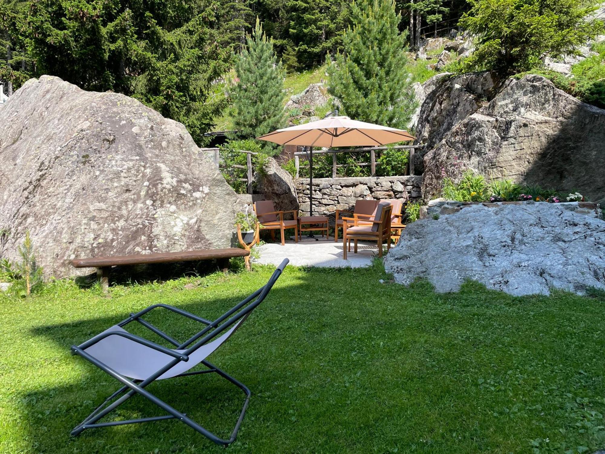 Hotel Gembro Chiesa in Valmalenco Luaran gambar