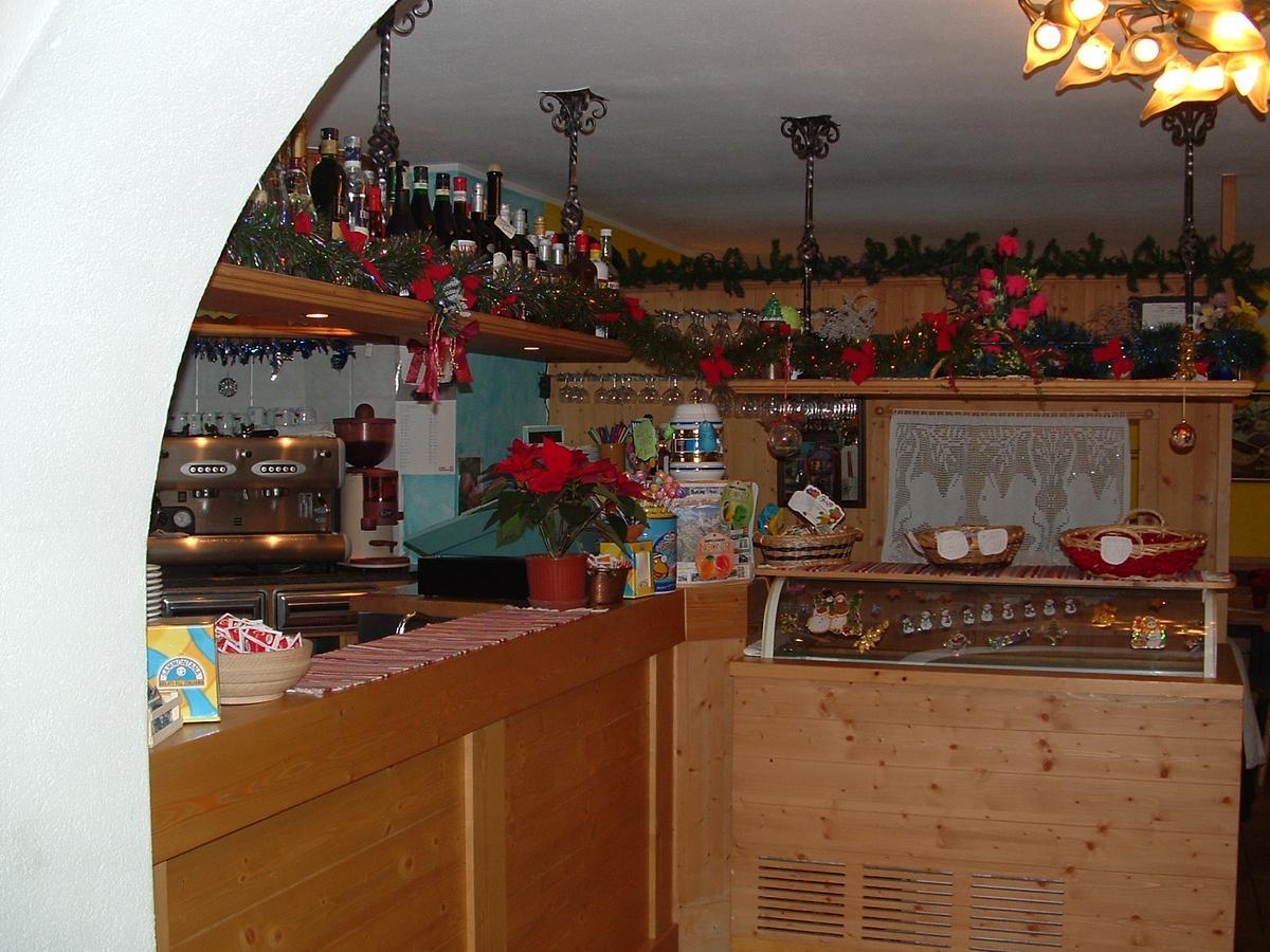 Hotel Gembro Chiesa in Valmalenco Luaran gambar