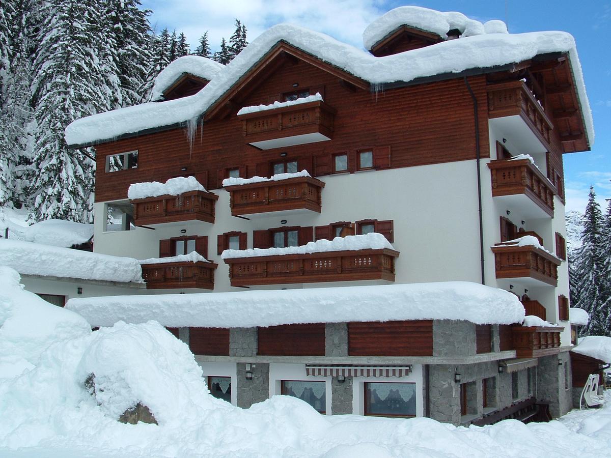 Hotel Gembro Chiesa in Valmalenco Luaran gambar
