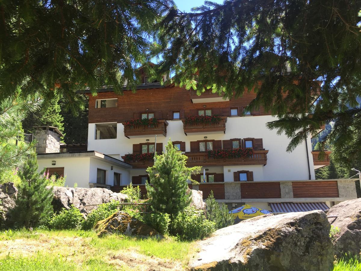 Hotel Gembro Chiesa in Valmalenco Luaran gambar